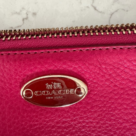 Coach dragon berry Pink Leather Crossbody Bag - Picture 3 of 7